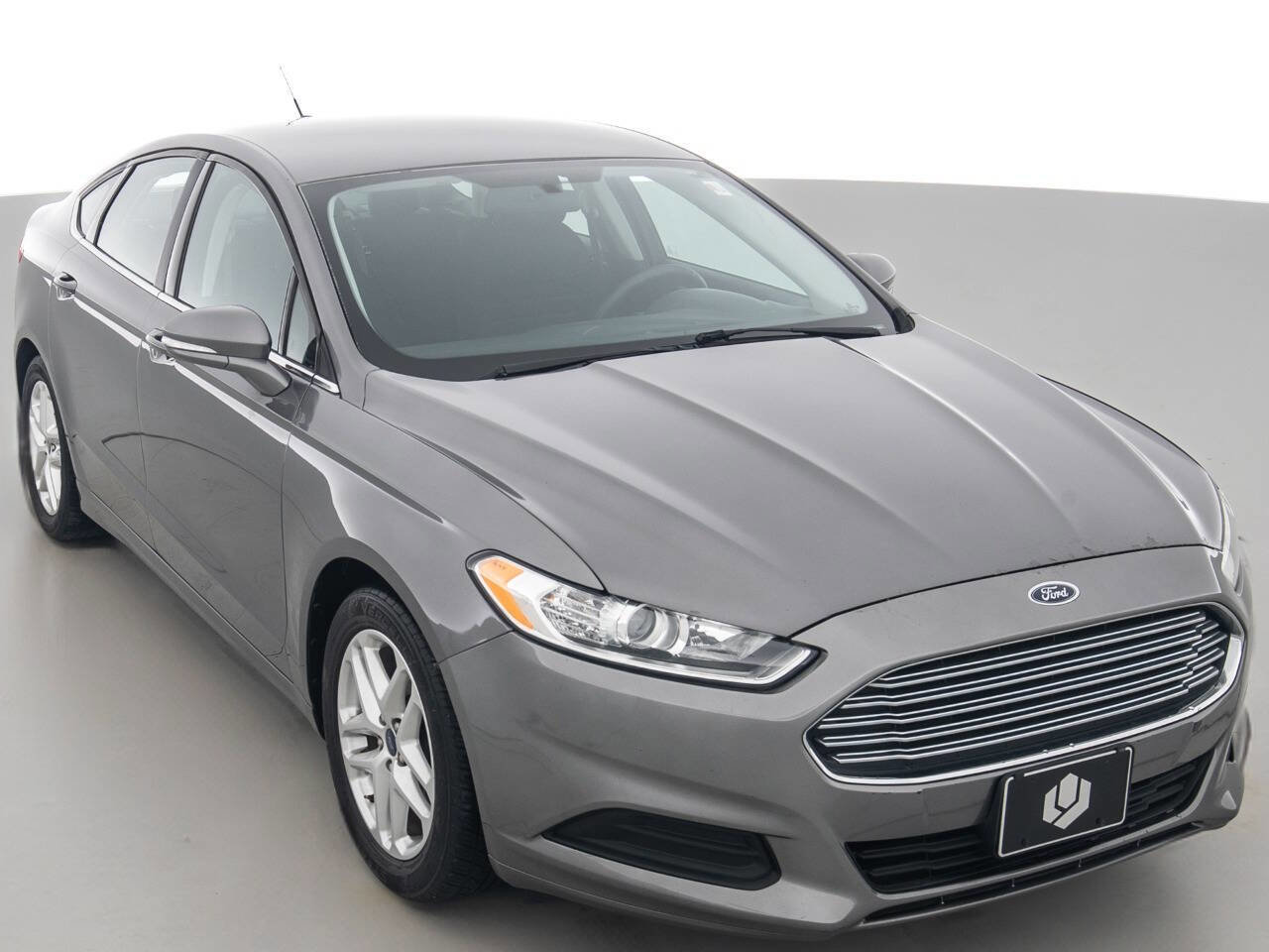 Used 2013 Ford Fusion SE image 1