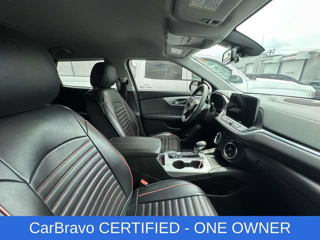 Used 2024 Chevrolet Blazer LT w/ Convenience Package FWD image 2