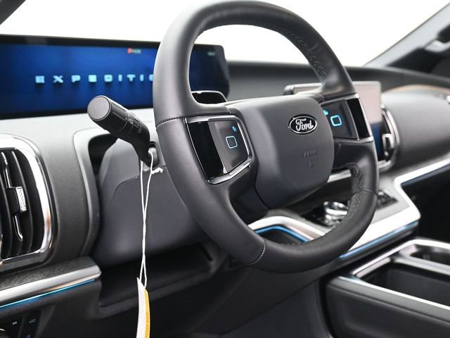 New 2026 Ford Expedition Tremor image 16