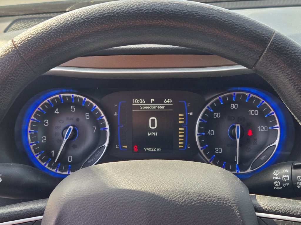 Used 2019 Chrysler Pacifica LX FWD image 39