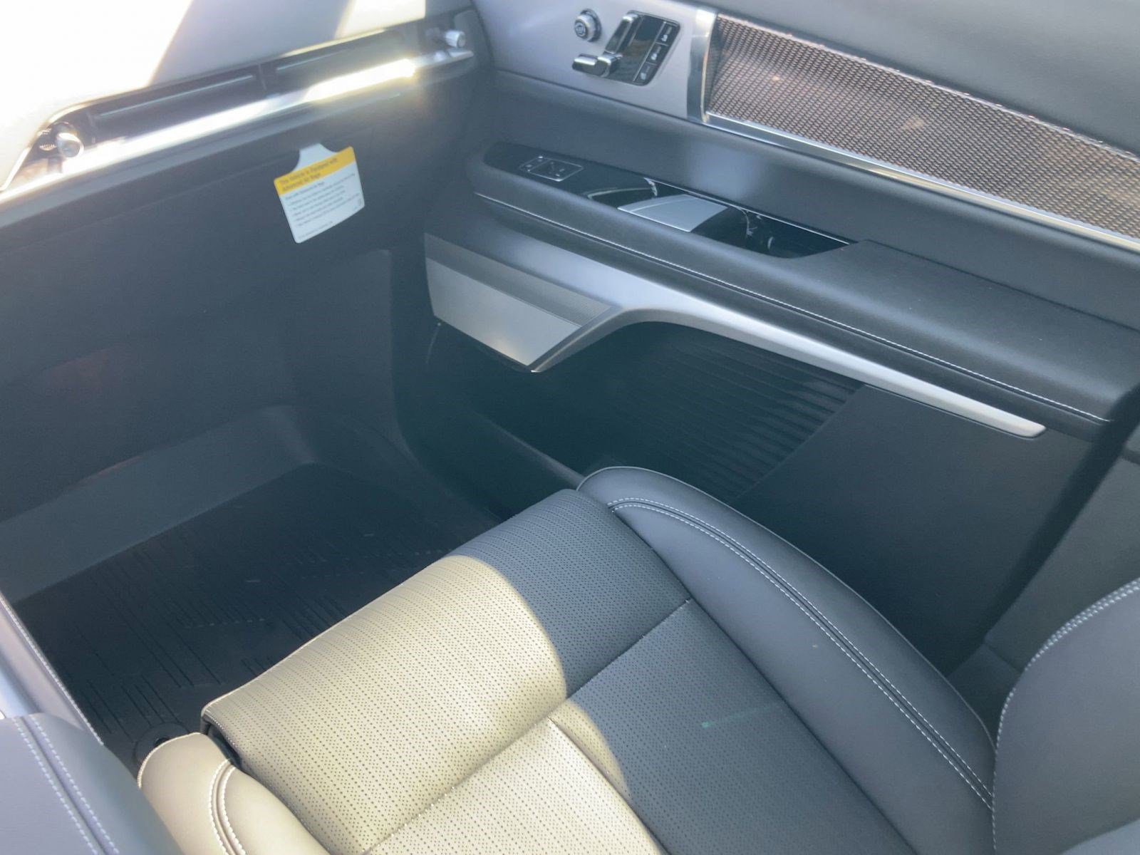 New 2026 Cadillac Vistiq Luxury image 31