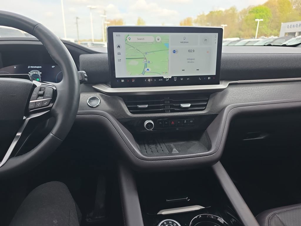 Used 2025 Ford Explorer Platinum w/ LUX Leather Package AWD/4WD image 31