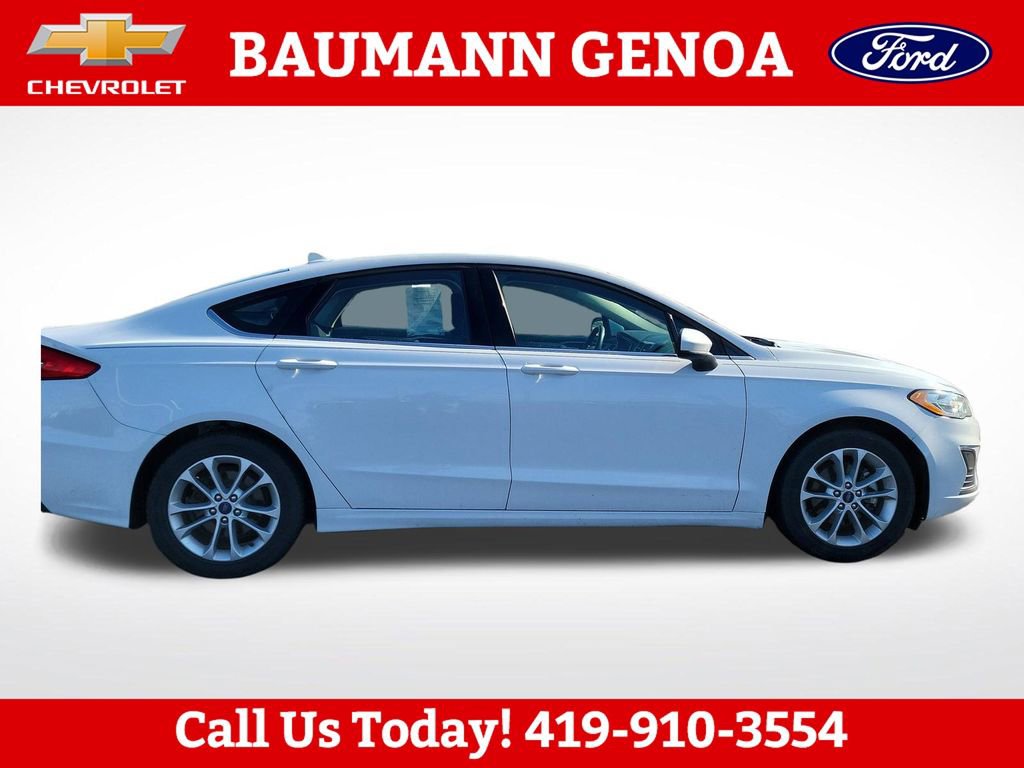 Used 2020 Ford Fusion SE FWD image 4
