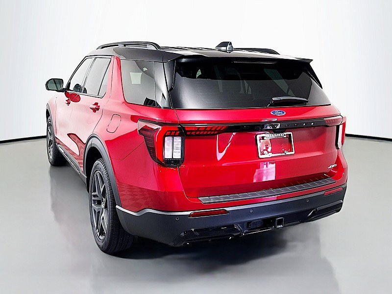 New 2025 Ford Explorer ST-Line w/ Premium Package AWD/4WD image 5