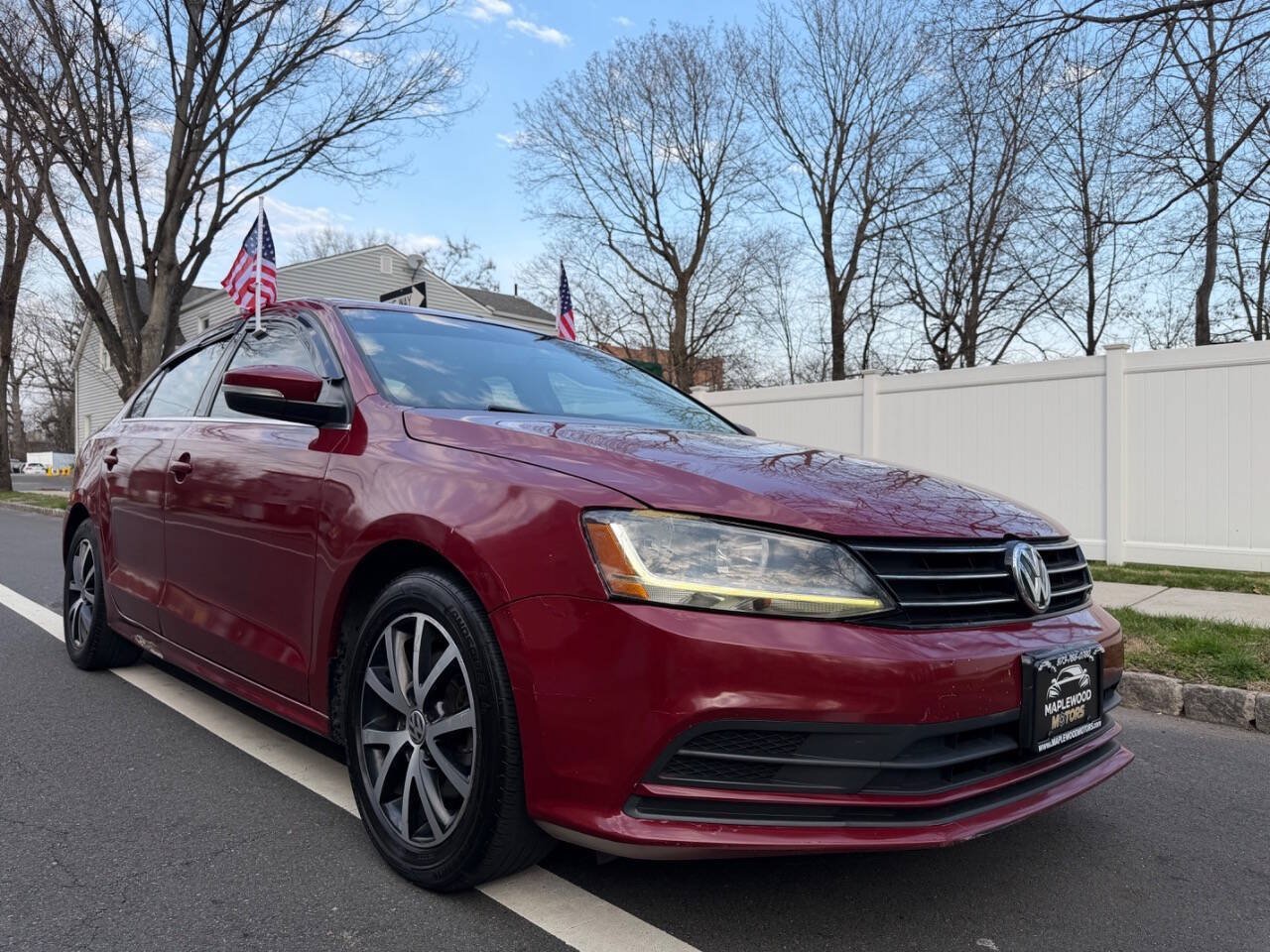 Used 2017 Volkswagen Jetta SE FWD image 4