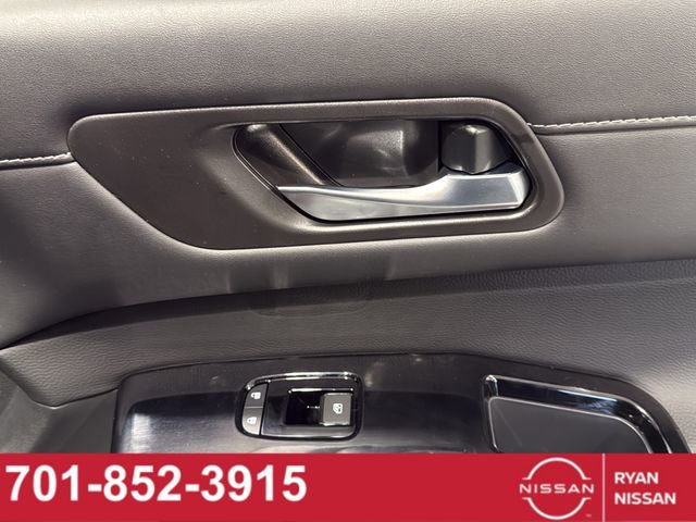 New 2026 Nissan Pathfinder SL image 38