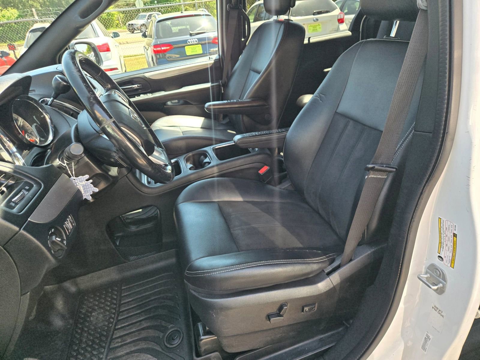 Used 2019 Dodge Grand Caravan GT image 7