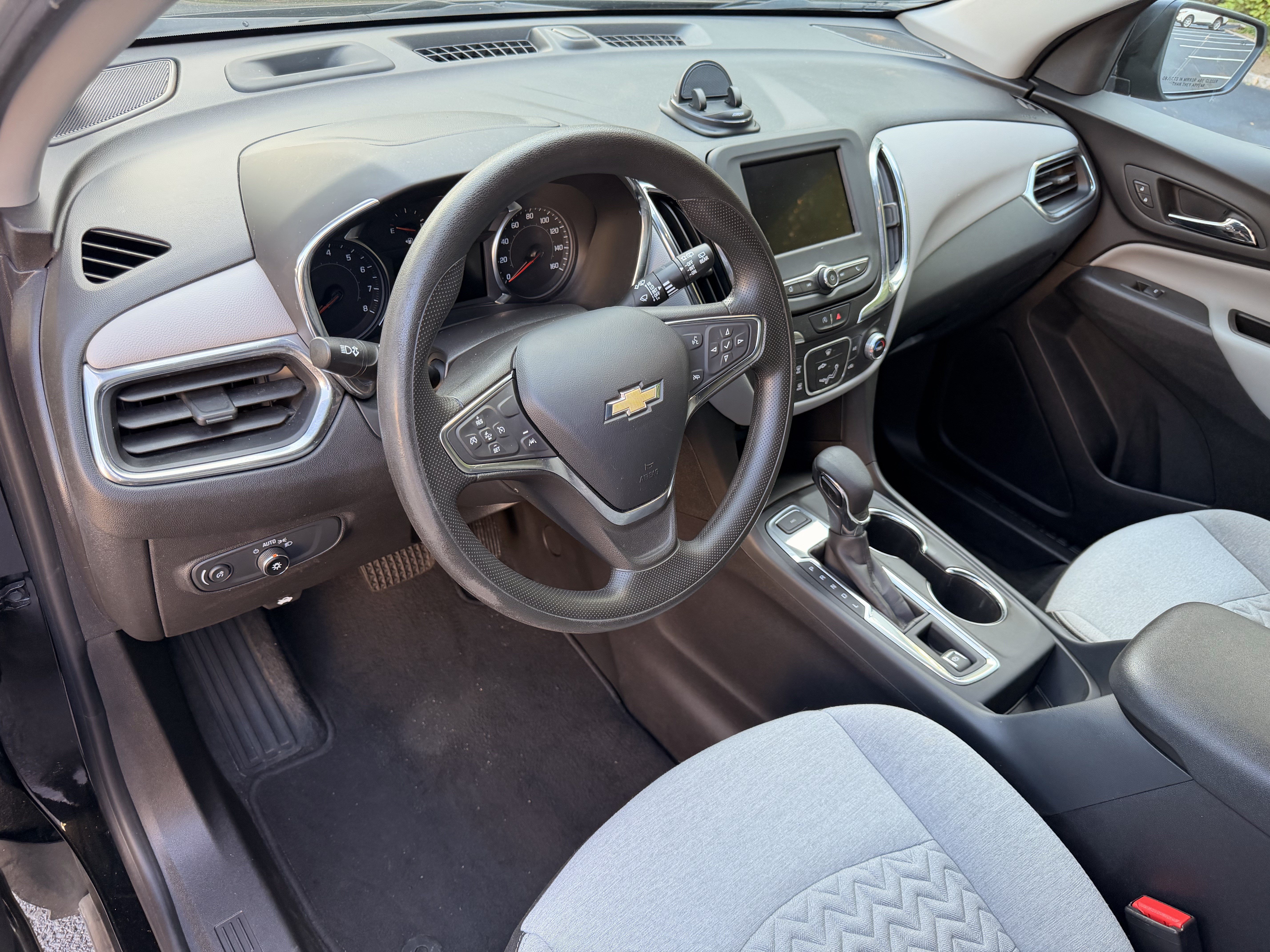 Used 2024 Chevrolet Equinox LS w/ LS Convenience Package AWD/4WD image 14