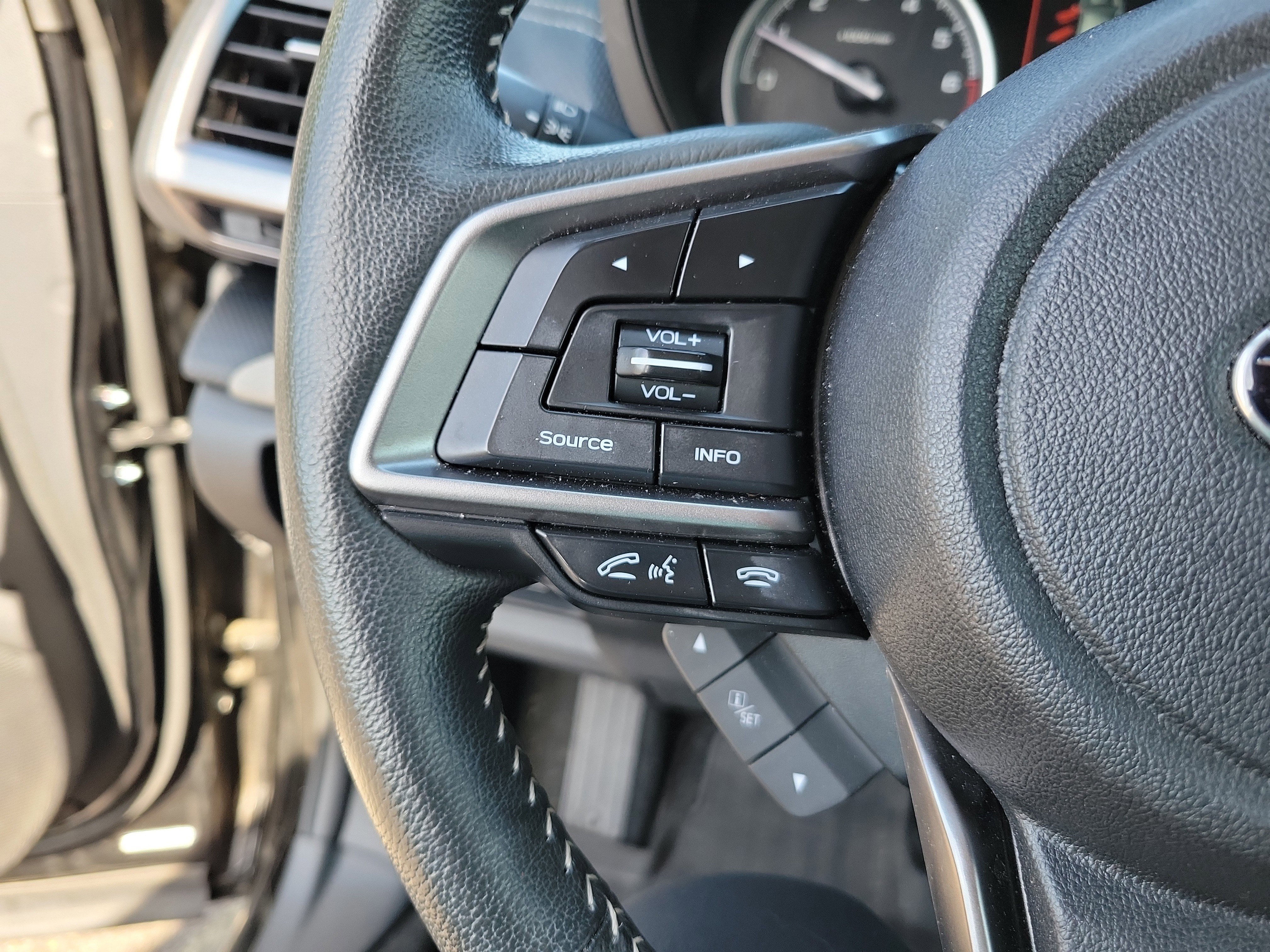 Used 2024 Subaru Forester Limited image 15