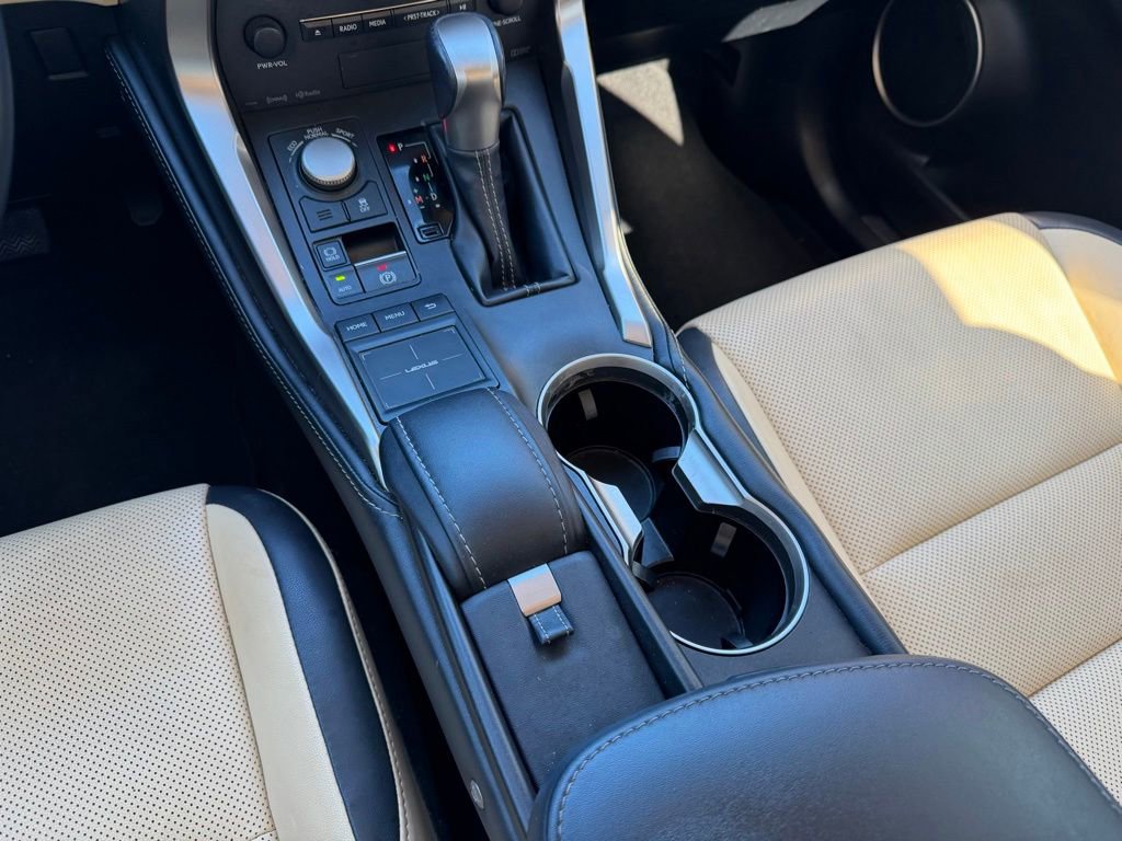 Used 2015 Lexus NX 200t FWD image 16