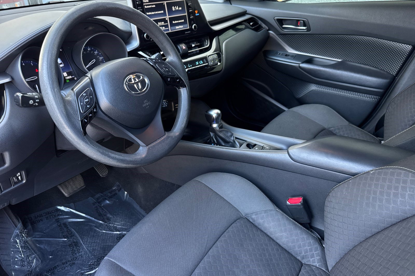 Used 2021 Toyota C-HR LE image 4