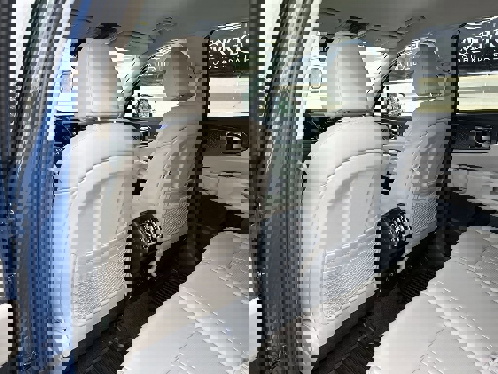 New 2026 Kia Sorento EX image 13