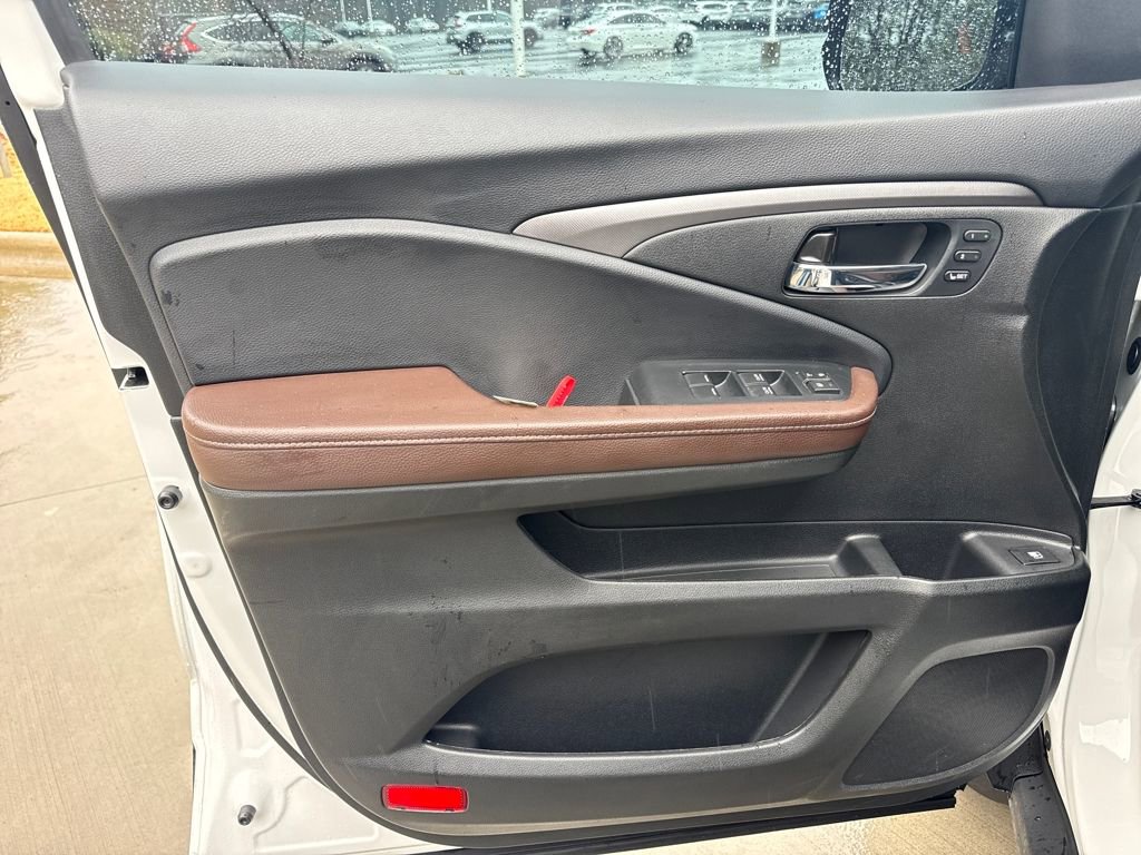 Used 2025 Honda Ridgeline RTL image 21