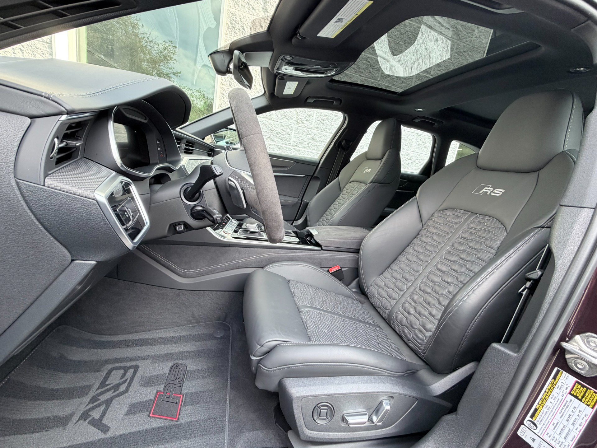 Used 2024 Audi RS 6 performance AWD/4WD image 17