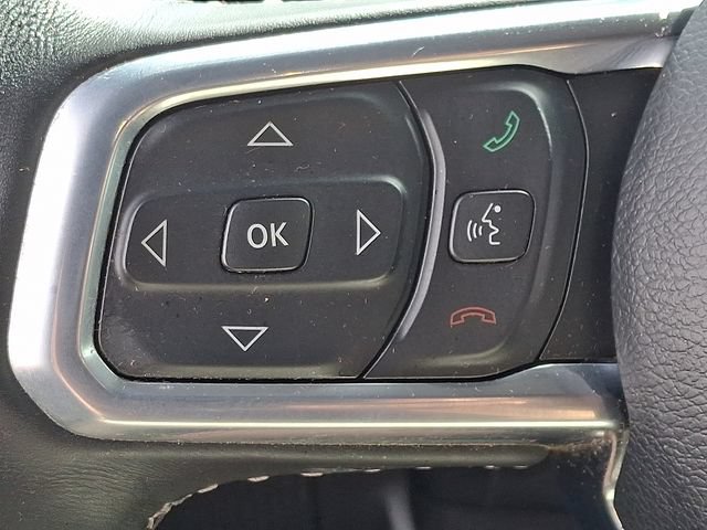 Used 2022 Jeep Wrangler Unlimited Sahara w/ Cold Weather Group AWD/4WD image 21