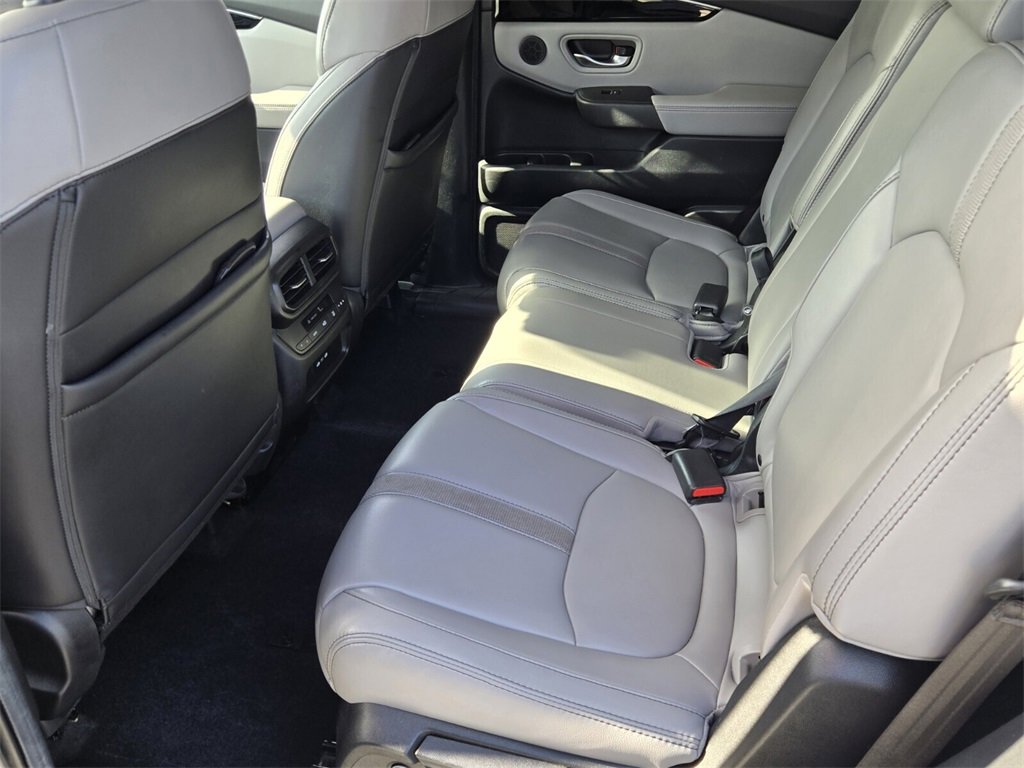 Certified 2024 Honda Pilot EX-L image 11