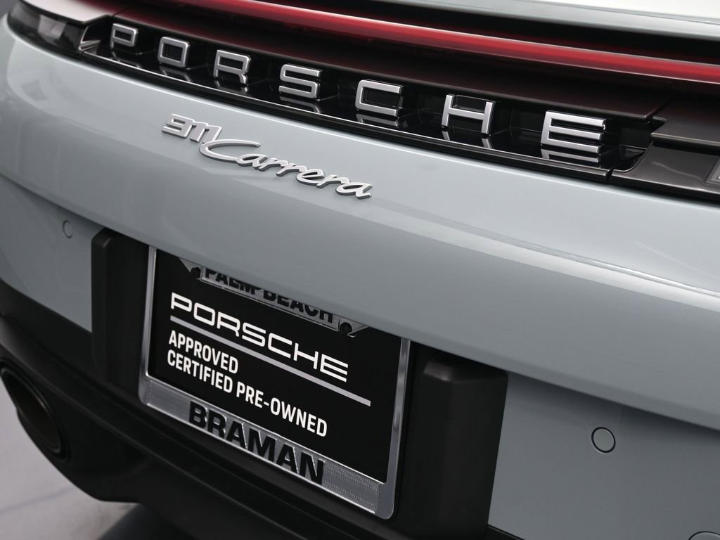 Certified 2025 Porsche 911 Carrera RWD image 9