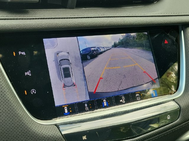 New 2026 Cadillac XT5 Sportv w/ LPO, Floor Liner Package AWD/4WD image 15
