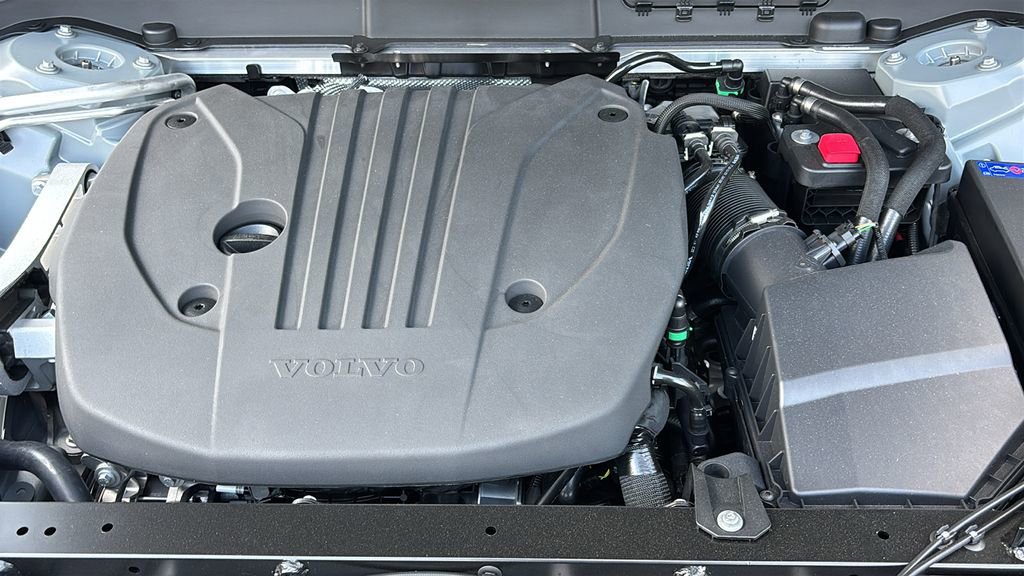 New 2026 Volvo XC60 B5 Ultra w/ Climate Package AWD/4WD image 32