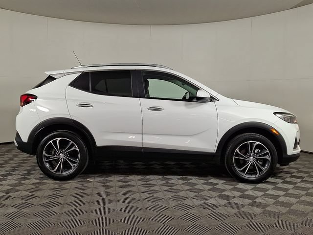 Used 2023 Buick Encore GX Select AWD/4WD image 10