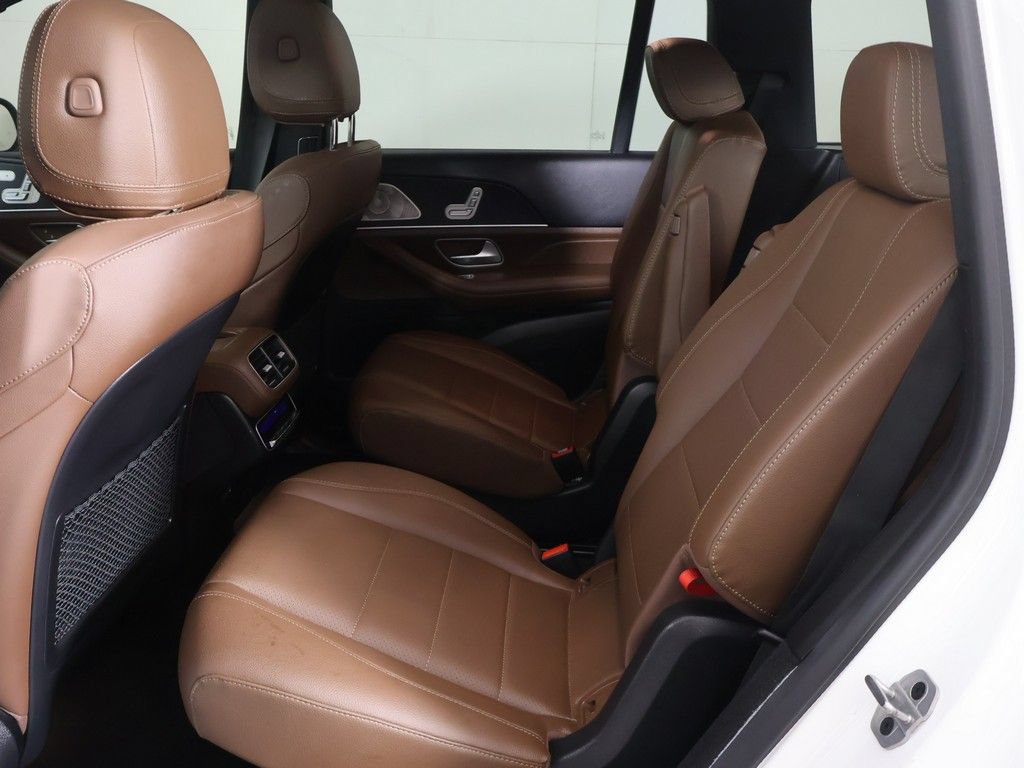 Used 2024 Mercedes-Benz GLS 450 4MATIC w/ AMG Line Exterior image 36