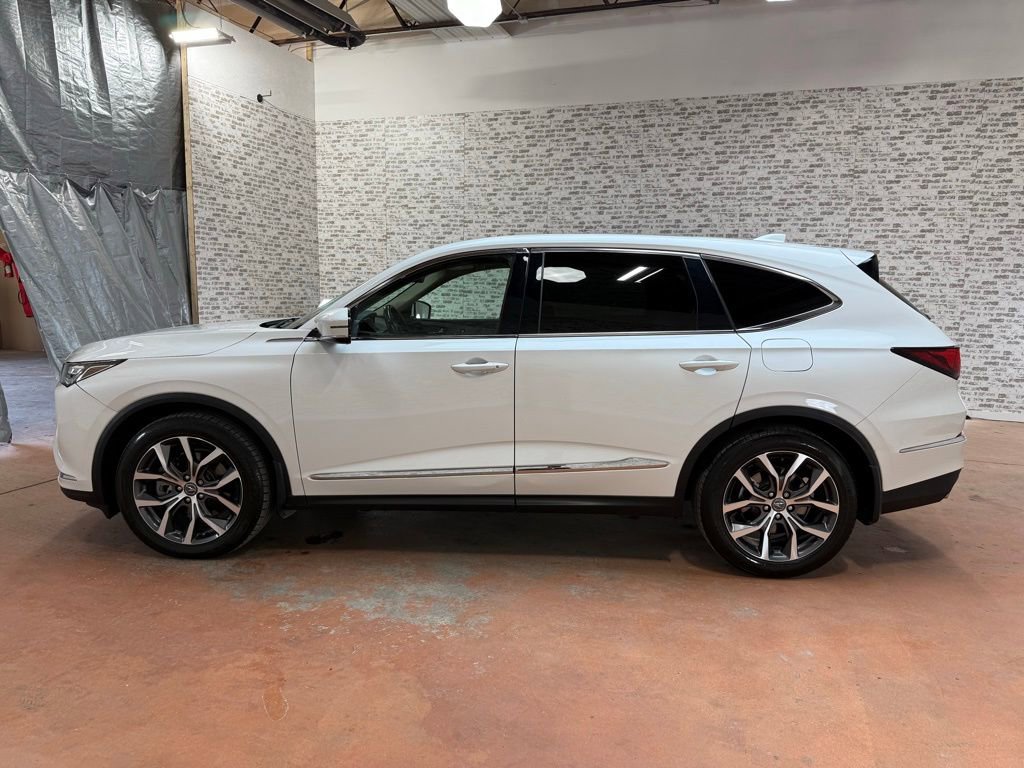 Used 2022 Acura MDX FWD w/ Technology Package image 4