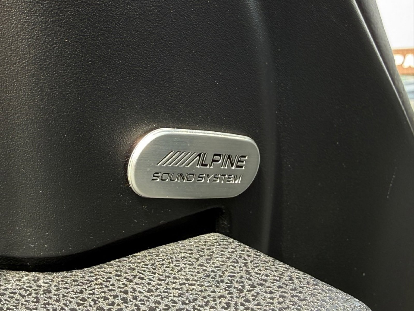 Used 2018 Chrysler 300 S w/ 300S Premium Group image 33