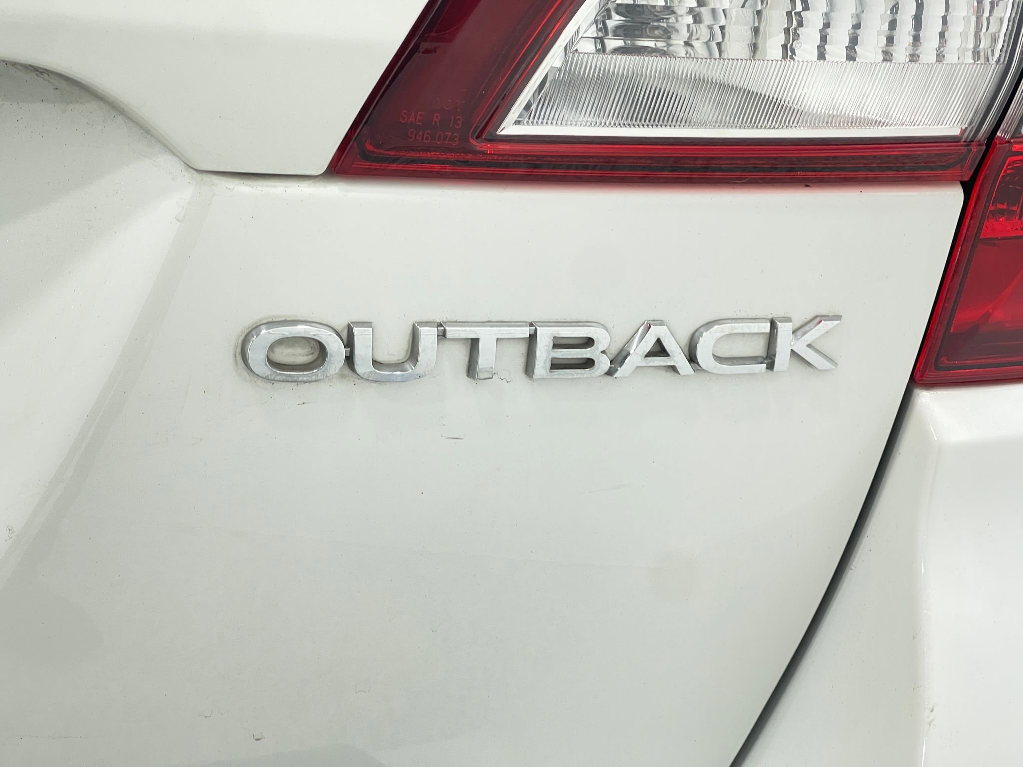Used 2018 Subaru Outback 2.5i Limited image 38