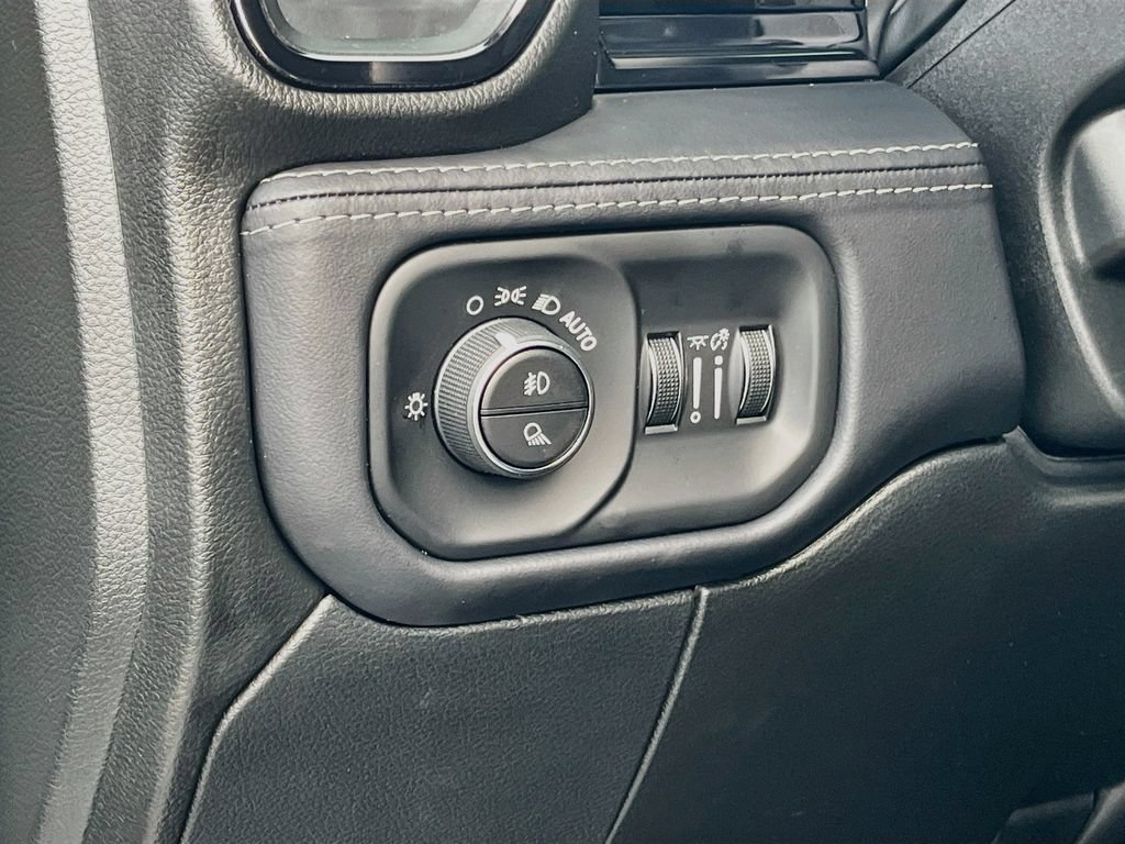 Certified 2026 RAM 2500 Limited AWD/4WD image 10