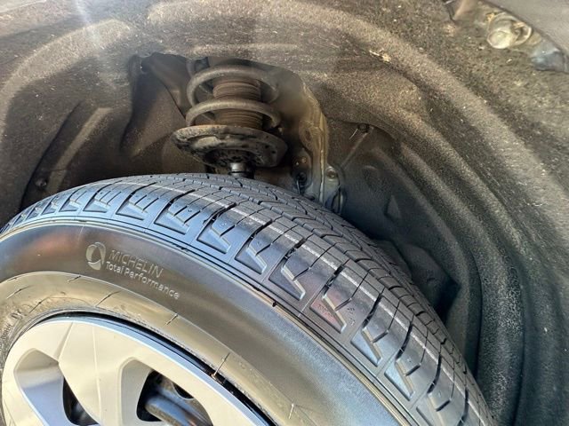 Used 2024 Toyota RAV4 LE image 4