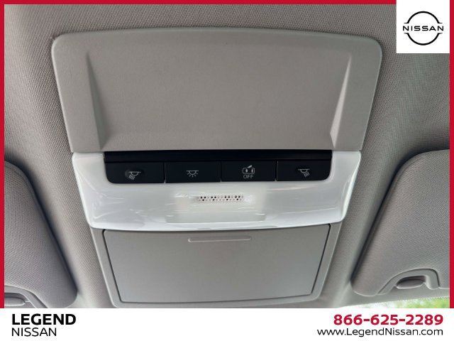 Used 2024 Nissan Altima 2.5 SV AWD/4WD image 32
