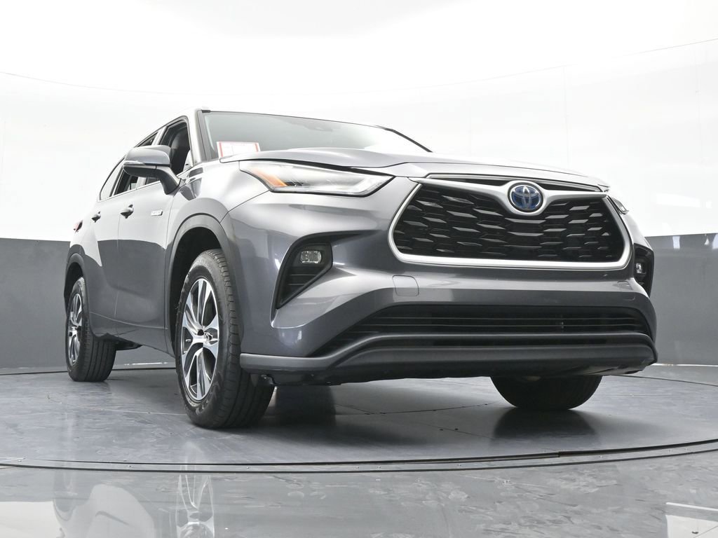 Used 2021 Toyota Highlander XLE FWD image 63