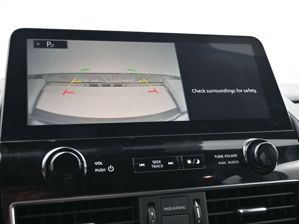 Used 2024 Nissan Armada SV image 22