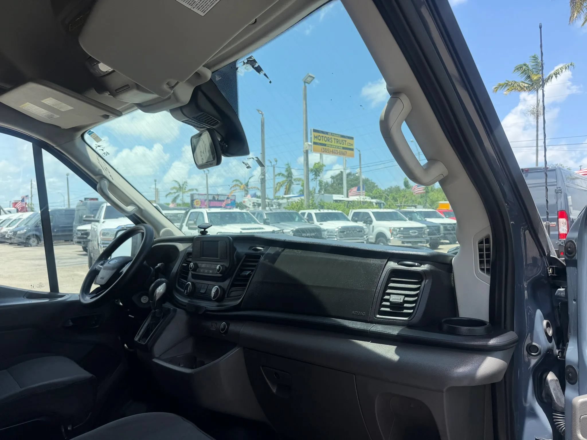 Used 2020 Ford Transit 250 148 High Roof Extended RWD image 17