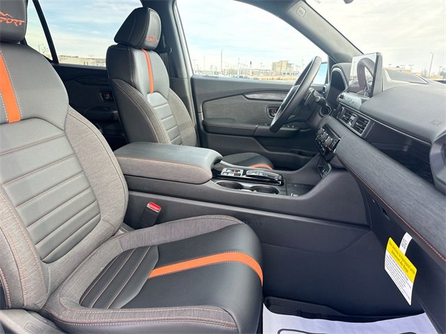 Certified 2026 Honda Passport TrailSport image 32