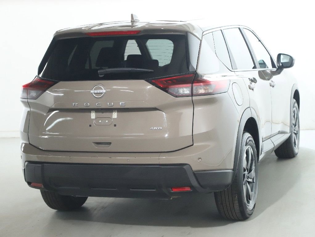 Used 2025 Nissan Rogue SV AWD/4WD image 47