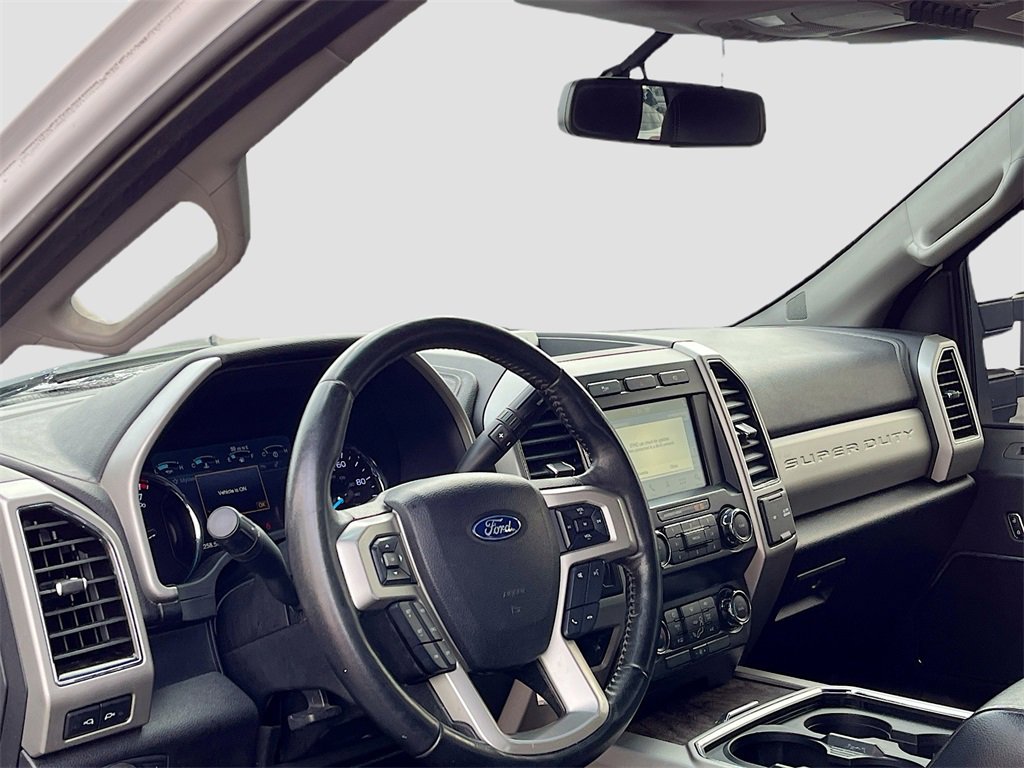 Used 2019 Ford F250 Lariat w/ Chrome Package image 9