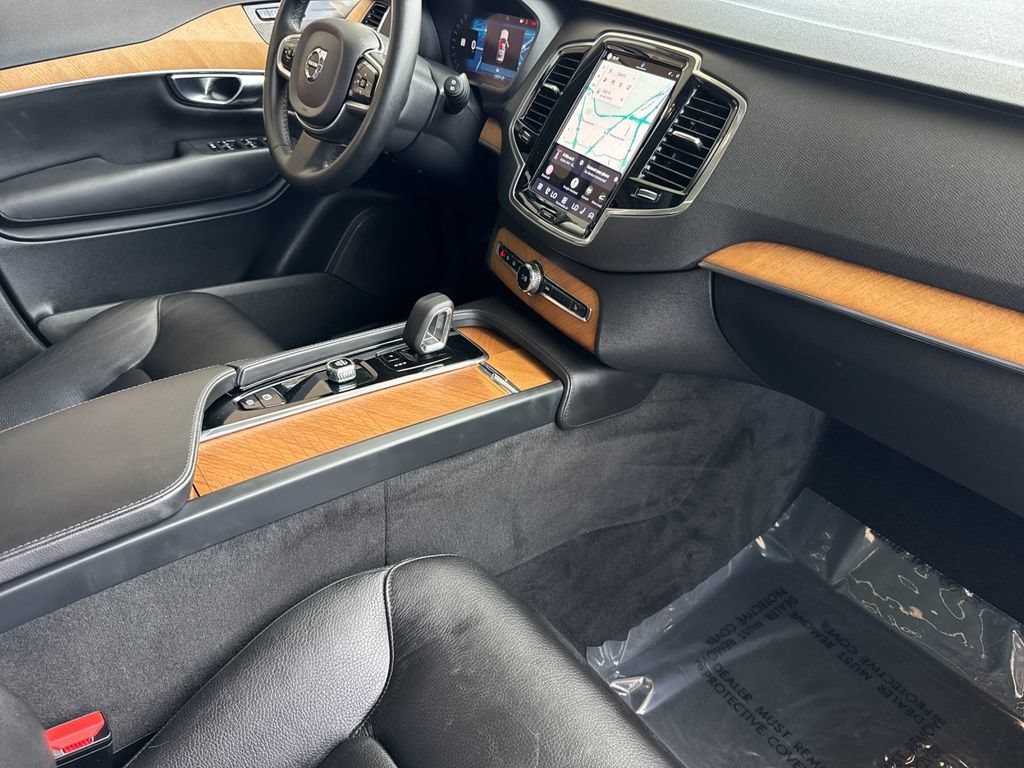 Certified 2023 Volvo XC90 B6 Plus AWD/4WD image 16
