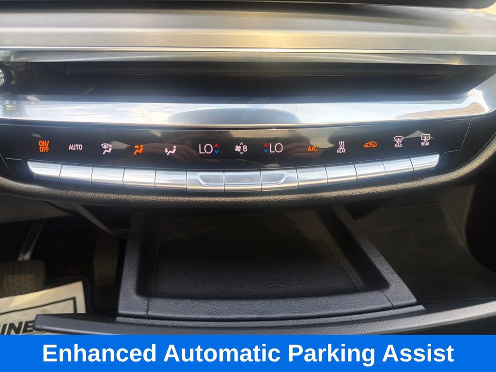 Used 2024 Cadillac Lyriq Sport AWD/4WD image 18