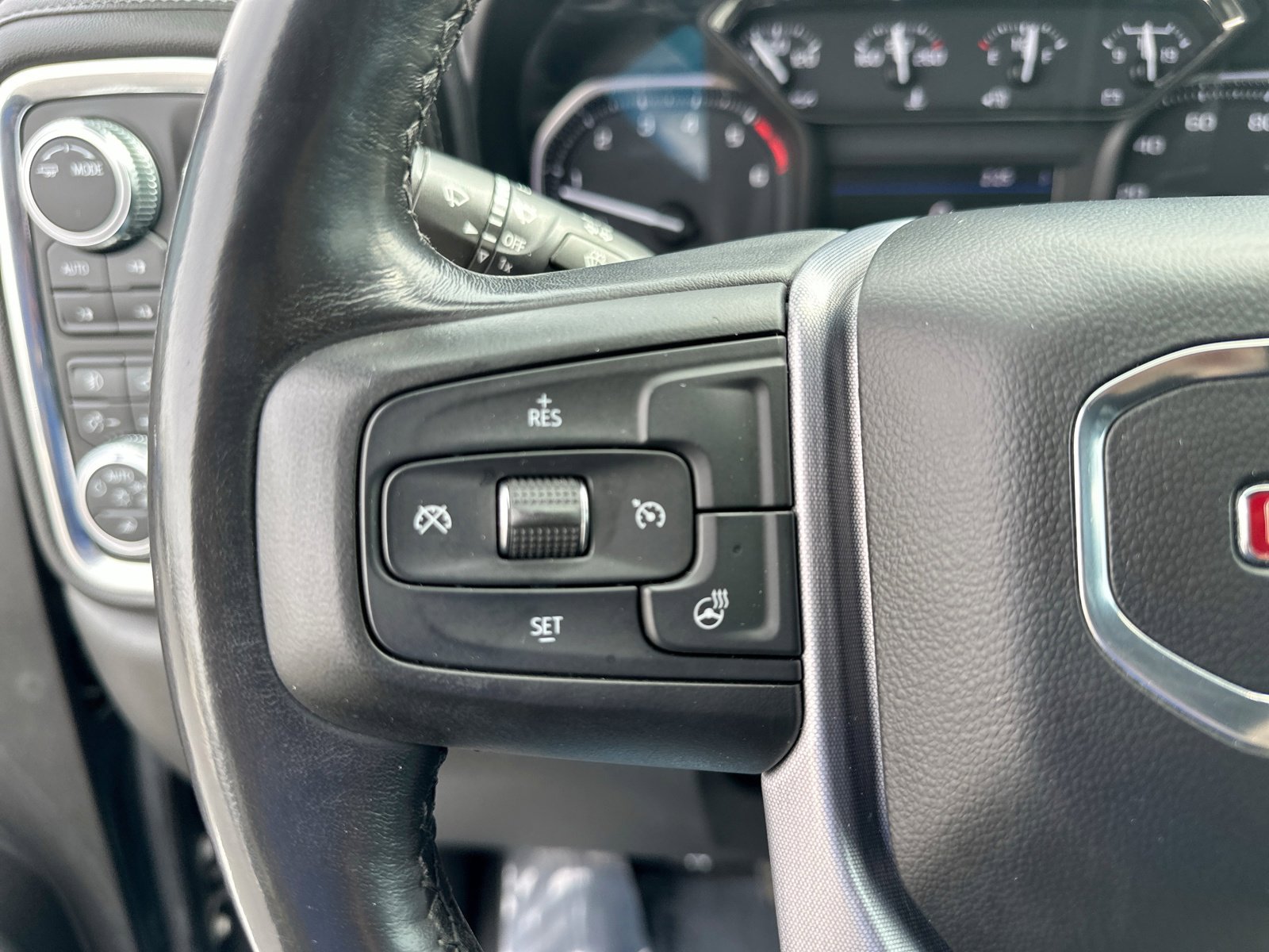 Used 2021 GMC Sierra 1500 SLT image 20