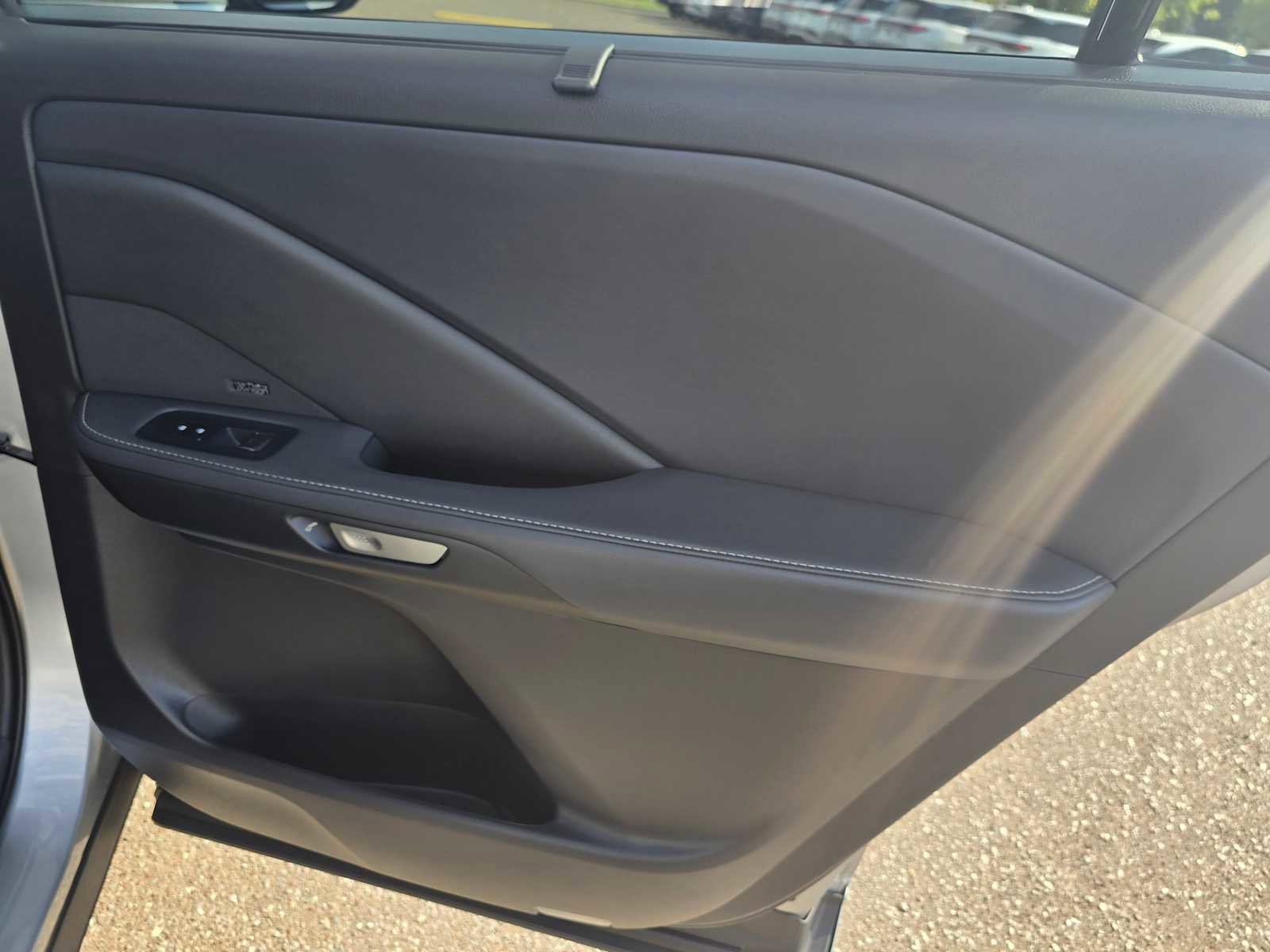 New 2026 Lexus TX 500h AWD image 13