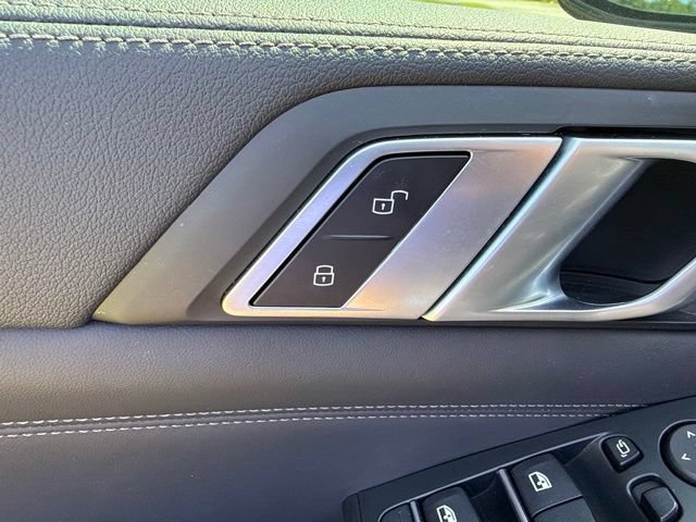 Used 2023 BMW X5 M50i w/ Executive Package AWD/4WD image 32