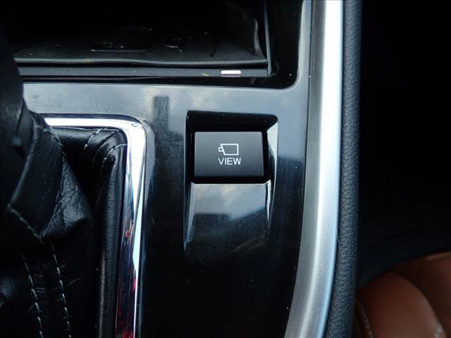 Used 2020 Subaru Outback Touring XT image 22