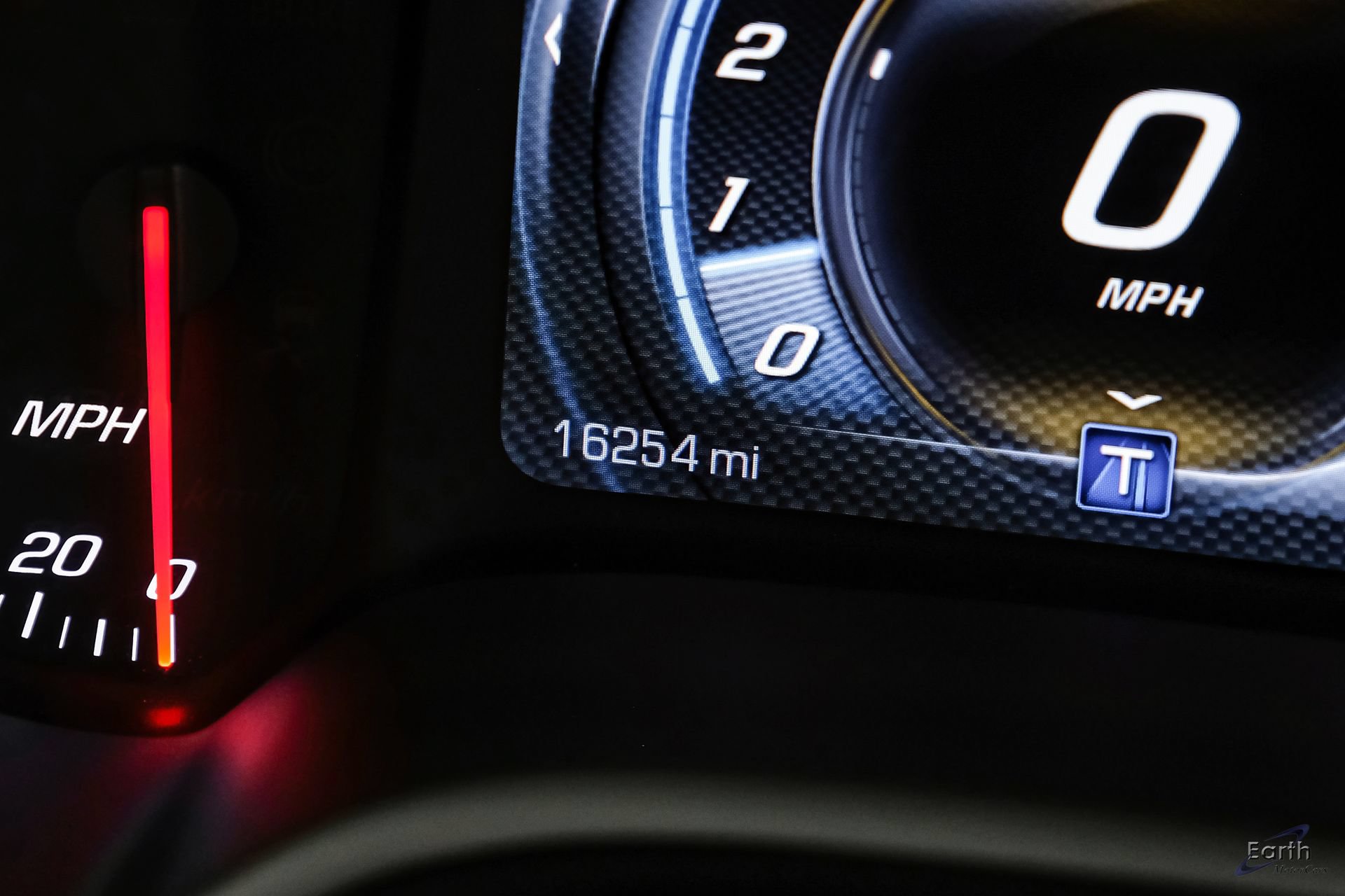 Used 2015 Chevrolet Corvette Z06 w/ 3LZ Preferred Equipment Group RWD image 86