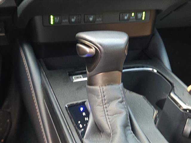 Used 2025 Lexus ES 350 w/ Premium Package FWD image 11