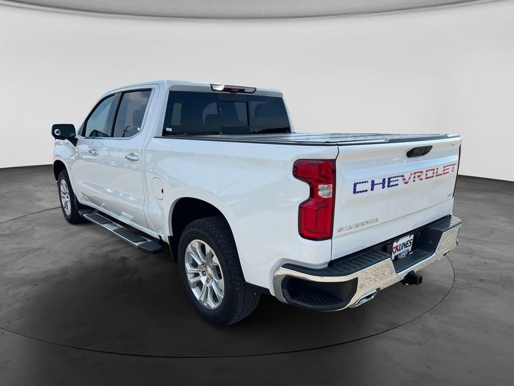 Used 2023 Chevrolet Silverado 1500 LTZ w/ Technology Package AWD/4WD image 8