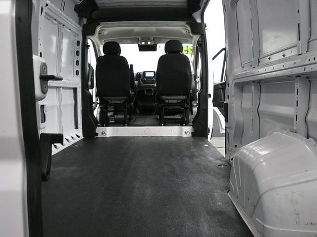 Used 2025 RAM ProMaster 2500 w/ Convenience Group image 18