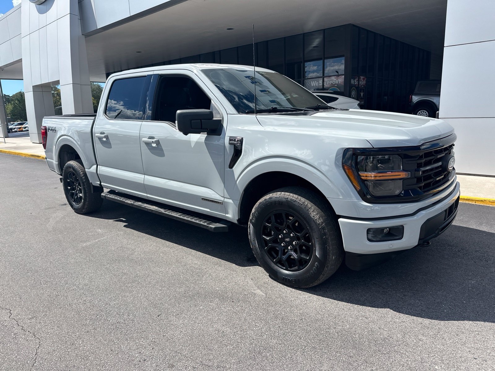 Used 2024 Ford F150 XLT w/ Equipment Group 302A MID