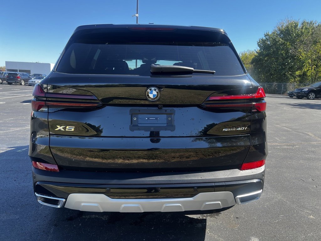 New 2026 BMW X5 sDrive40i image 6