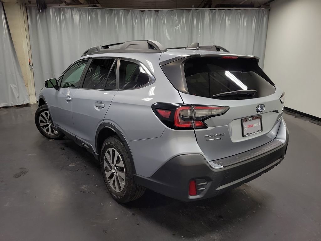 Used 2022 Subaru Outback Premium AWD/4WD image 6